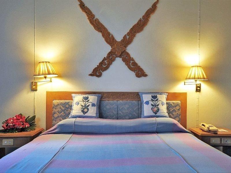 Maeyom Palace Hotel Phrae Zewnętrze zdjęcie