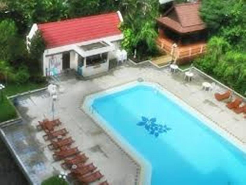 Maeyom Palace Hotel Phrae Zewnętrze zdjęcie